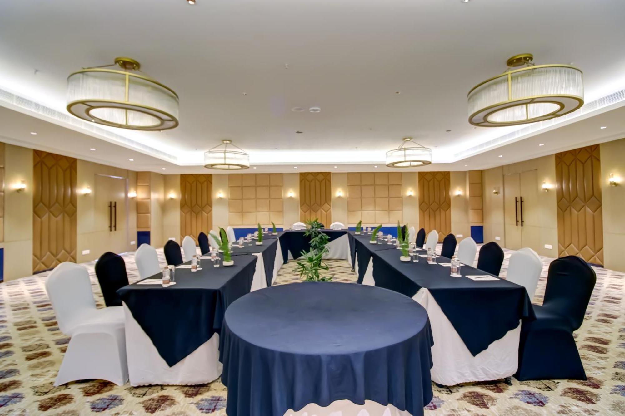 Cozzet Sonipat - A Cygnett Hotel Екстериор снимка